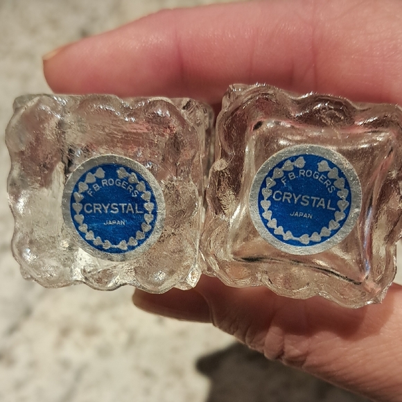 Glass Cut-Pattern Salt and Pepper Shakers - Clear Glass with Silver Tops - Picture 6 of 8
